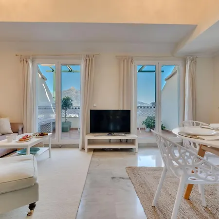 Cozy 2 Bdrm W Sea Views Next To Puerto Banus Apartment Marbella