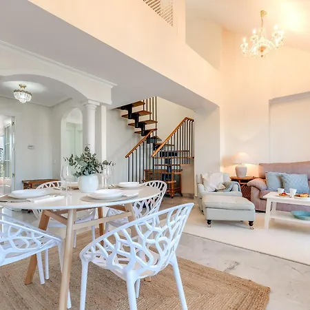 Cozy 2 Bdrm W Sea Views Next To Puerto Banus * Marbella