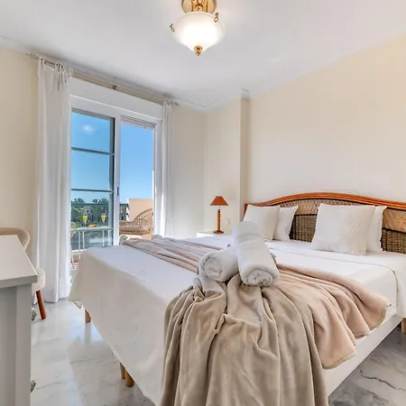 Cozy 2 Bdrm W Sea Views Next To Puerto Banus * Marbella