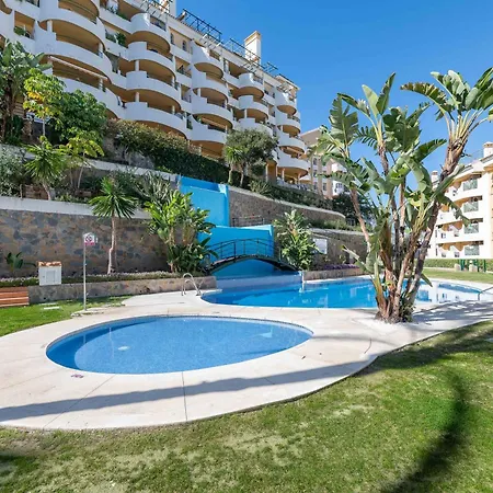 Apartment Cozy 2 Bdrm W Sea Views Next To Puerto Banus